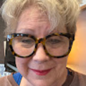 Meet your Posher, Cindy